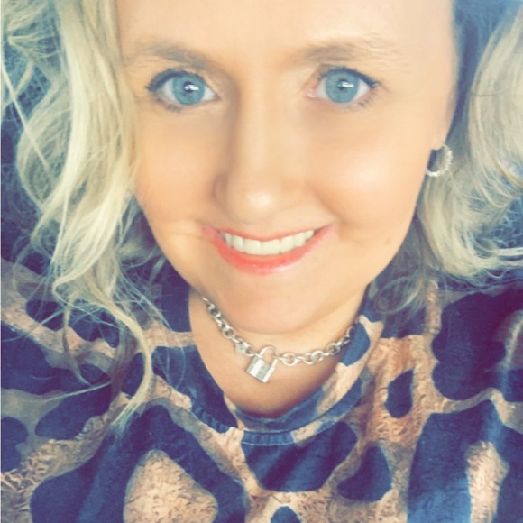 Meet your Posher, Nino - Picture 3 of 4